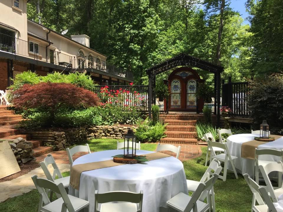 Lion's Gate Manor Greenville Wedding Venues